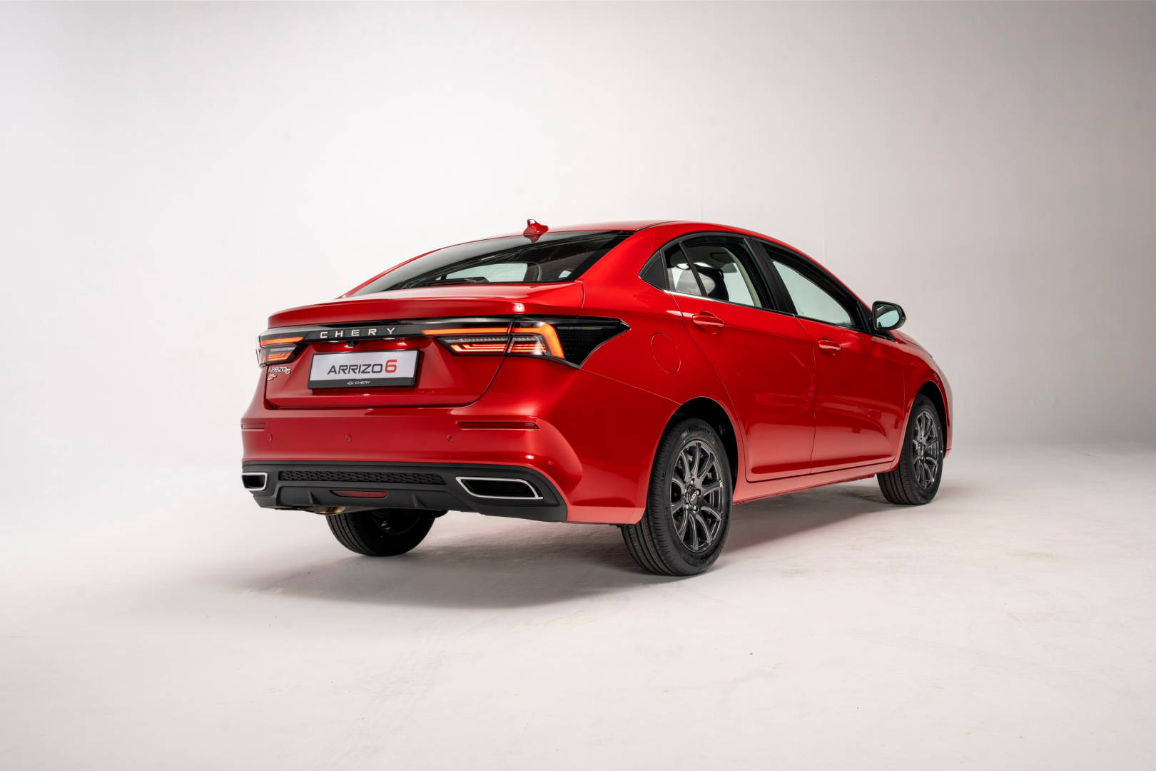 Chery Arrizo 6 , Артқы шамдар